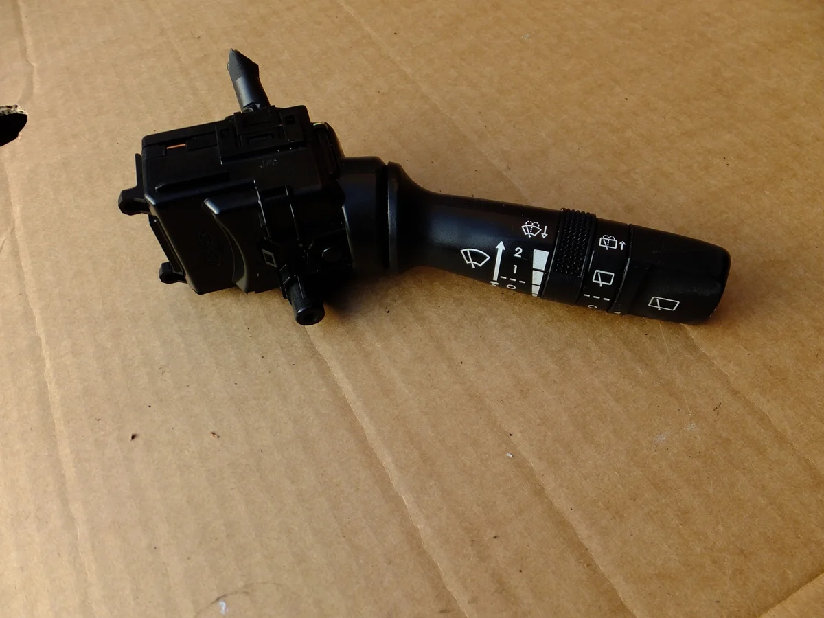 Manete Limpa Para-brisas Hyundai ix20 93420-2K560