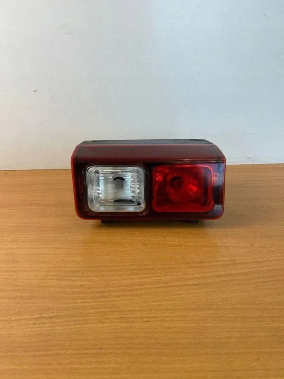 Luz antiniebla trasera Renault Trafic 934557897