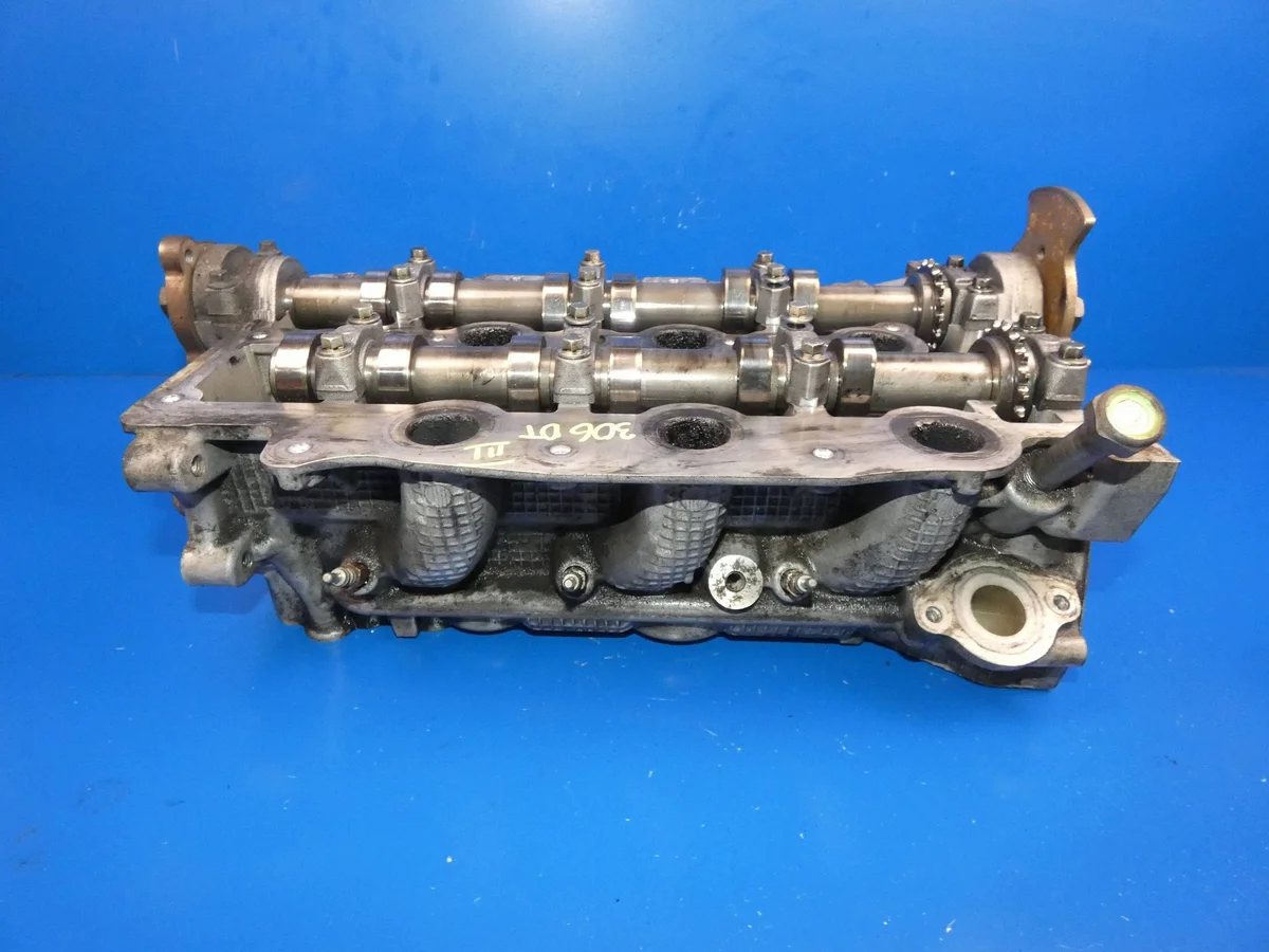 Sylinterikansi Land Rover 306DT PM9X206C064CA