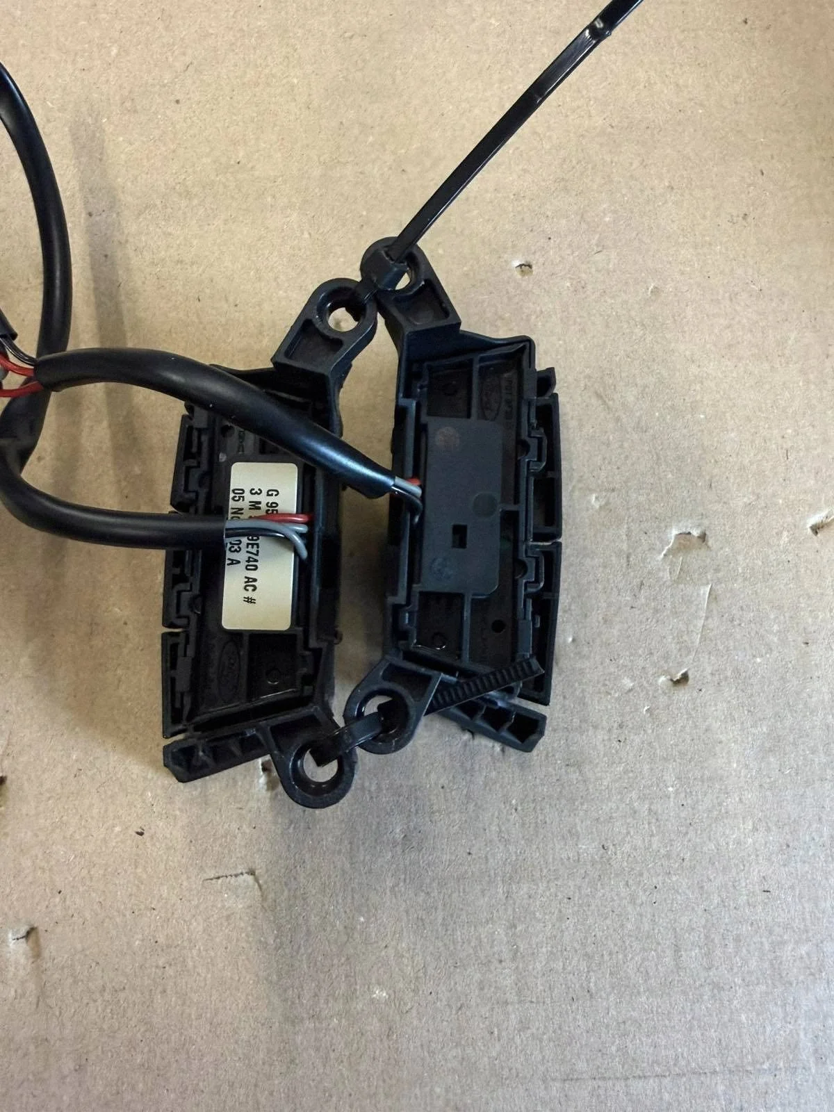 Ohjauspainikkeet Ford Focus C-Max 3M5T9E740AC