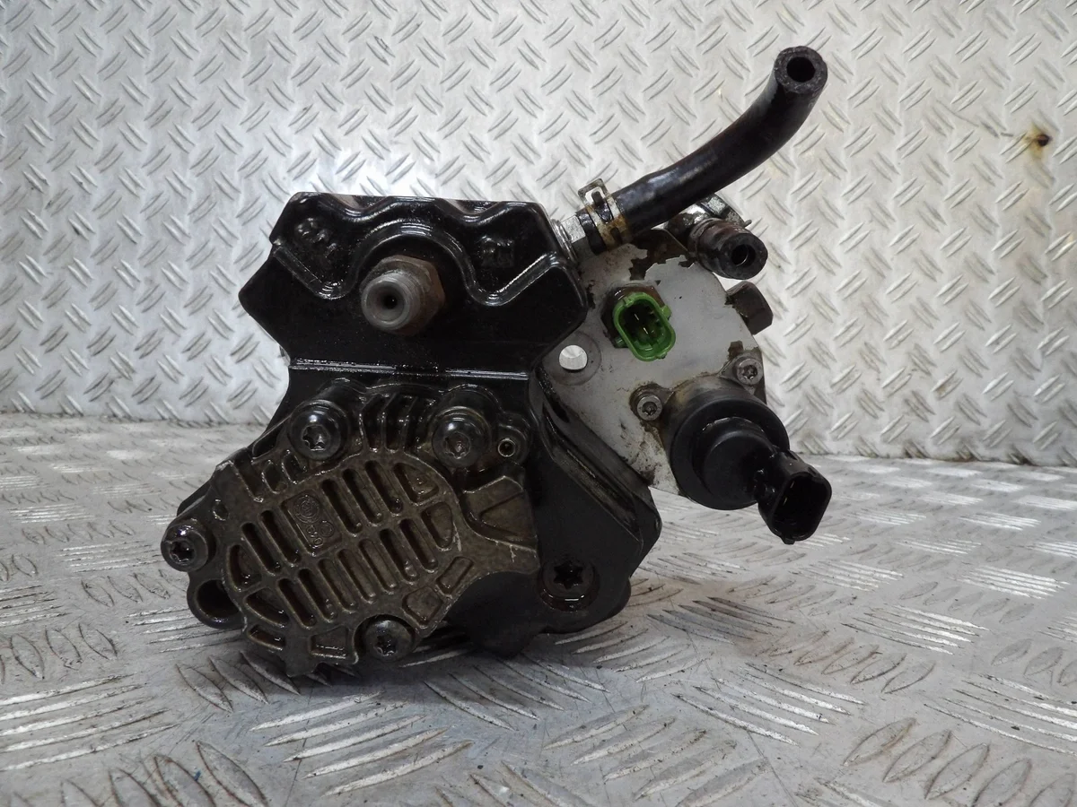 Ford Ranger 2.5 TDCI polttoainepumppu 0445010107 image 5