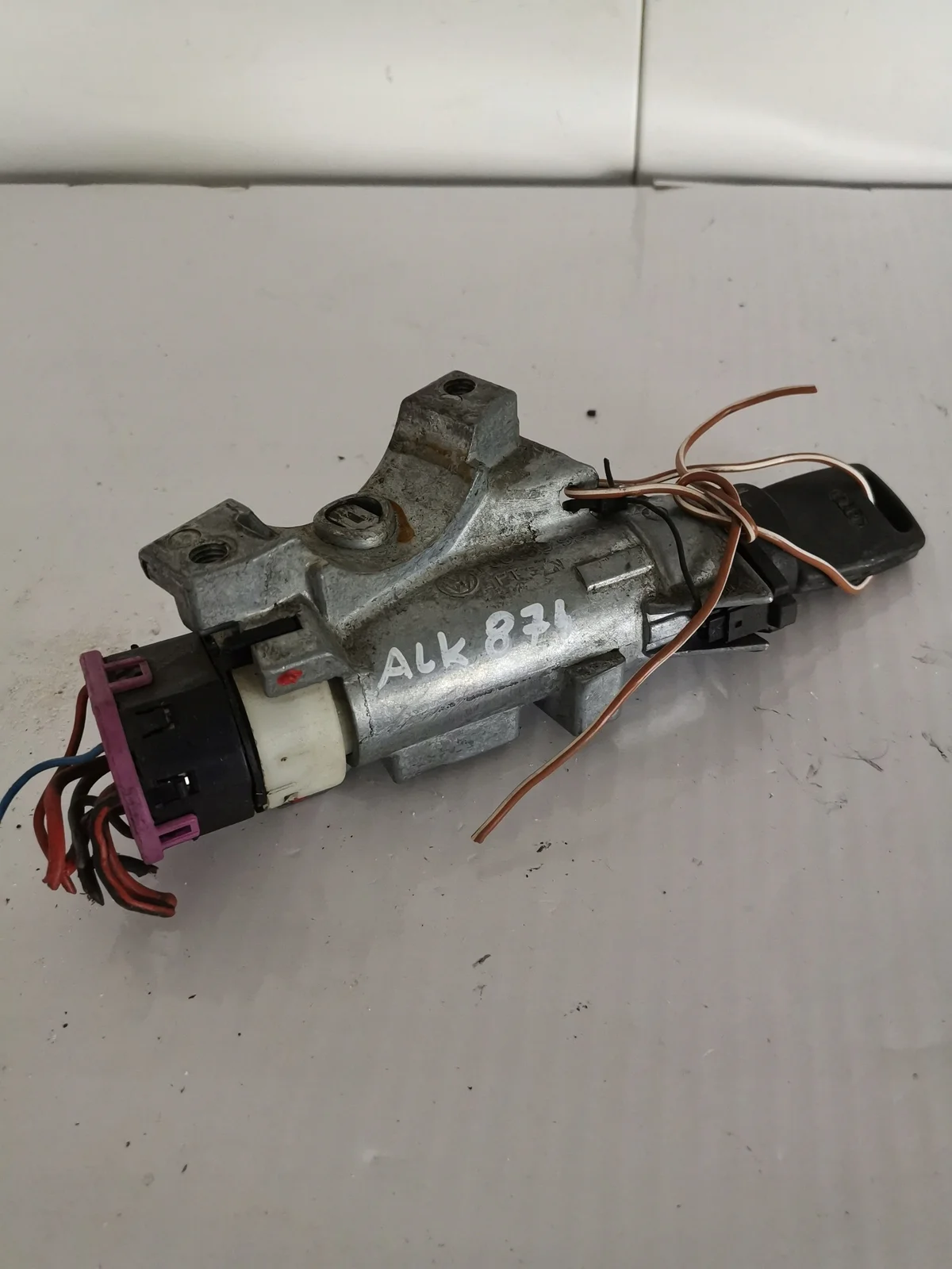 Audi A3 8L Ignition Switch 1J0419959