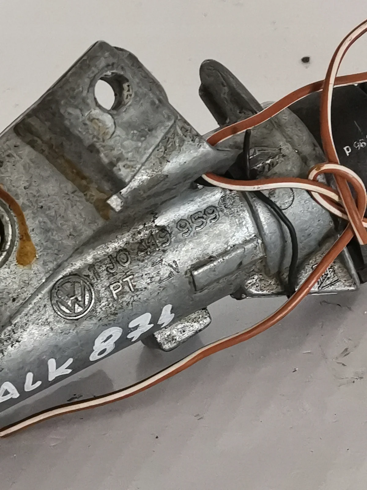 Virtalukko Audi A3 8L 1J0419959