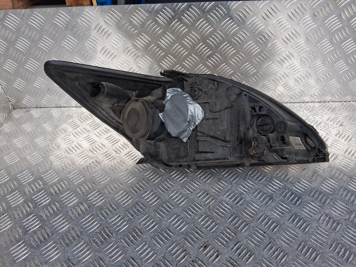 Ford Focus MK2 Lift Faro delantero izquierdo