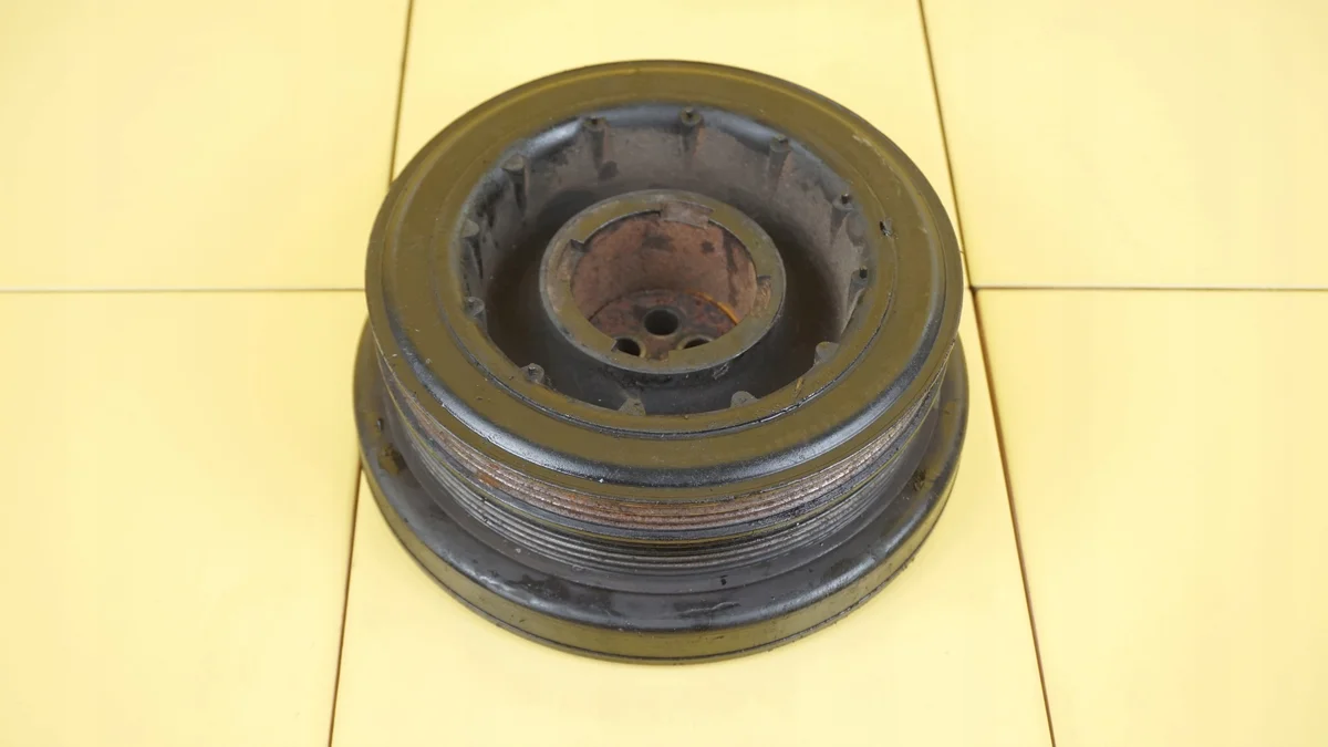 BMW M57D30 hihnapyörä 5HTR15KOLOPASOWEWALU