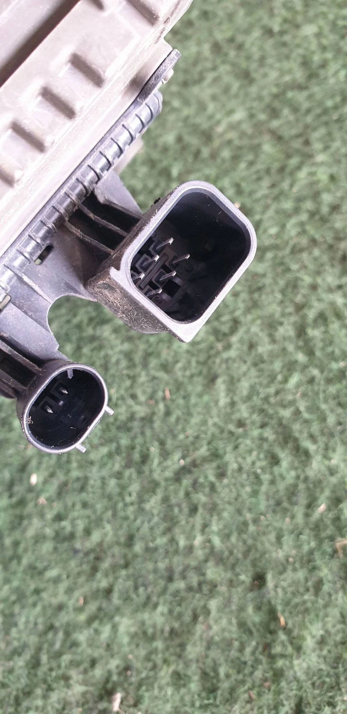Distronic Radar Sensor BMW iX 5A8A328 image 3