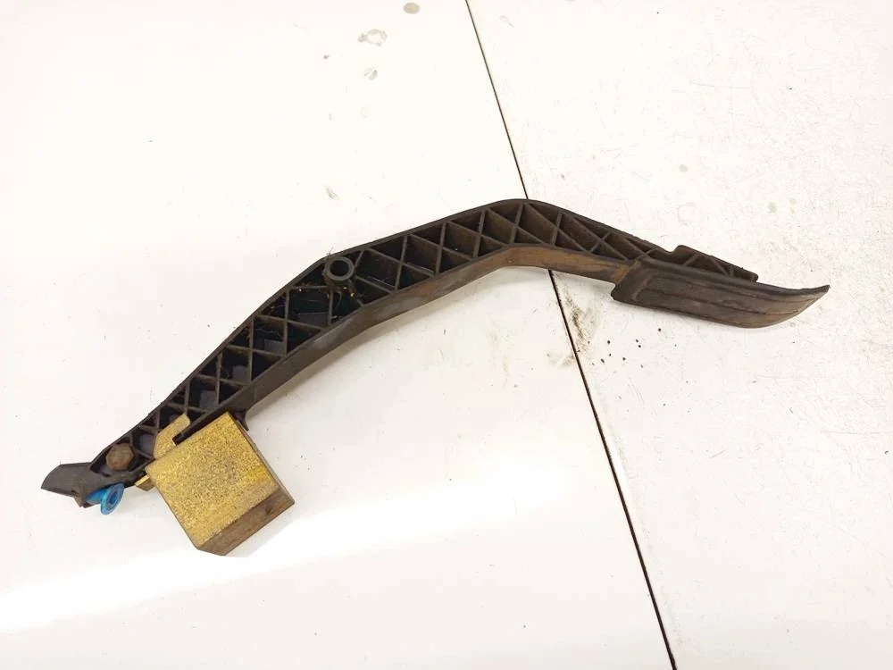 Elektroniskt gaspedal Seat Ibiza 6N1721511