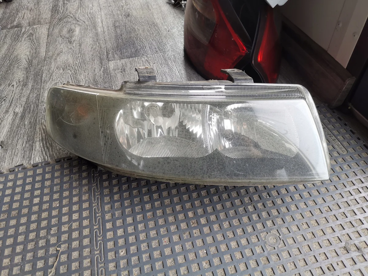 Scheinwerfer Rechts 1M1941002D Seat Toledo II Leon I