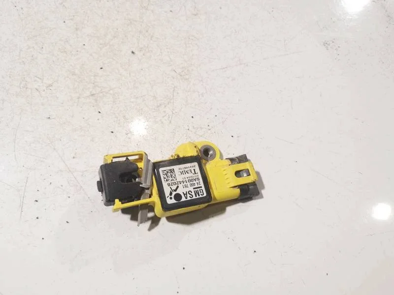 Opel Astra Airbag-Sensor 24460761