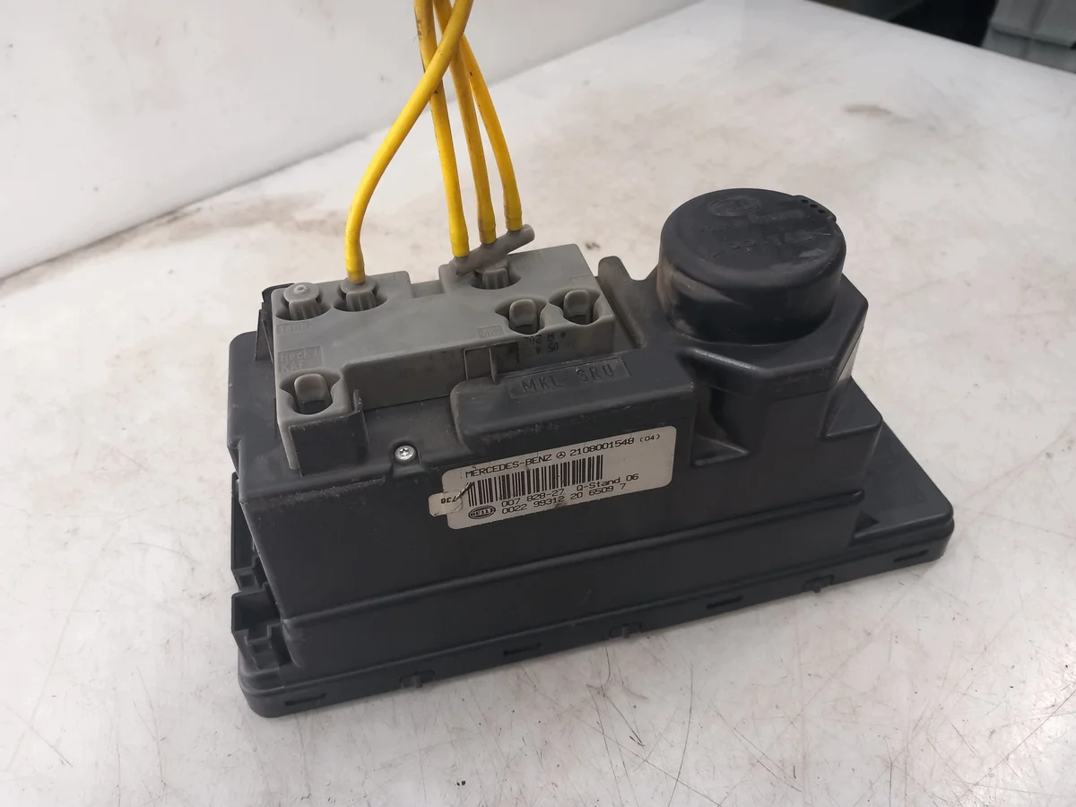 Zentralverriegelungspumpe Mercedes-Benz W210 2108001548