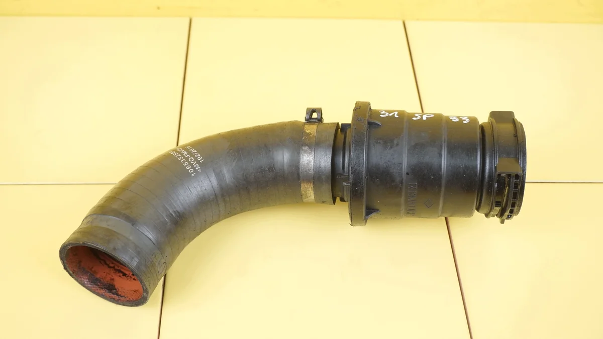 Rör intercooler Renault Trafic 1.6 dCi 31SP335RURA1065337S03