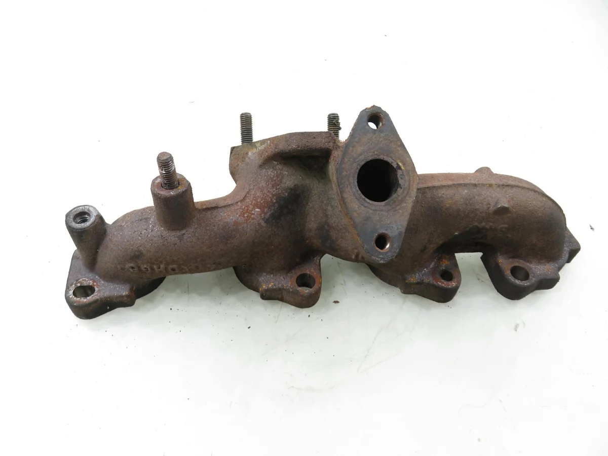 Collecteur échappement Audi A4 B8 2.0 TDI M1152674-03L253033