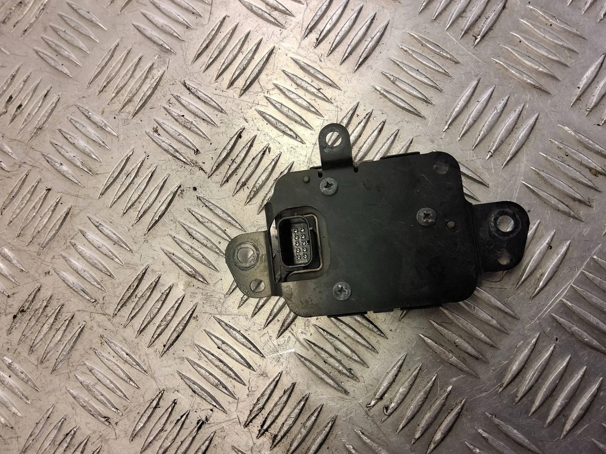 Radar Tempomat Suzuki SX4 S-Cross 3F10069T00 image 3