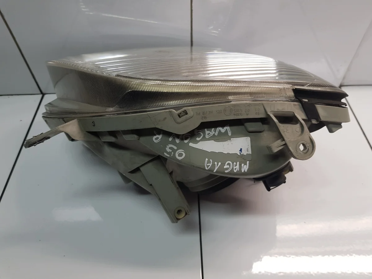 Suzuki Wagon R+ Faro delantero derecho MERC413WAGONLAMPAPP