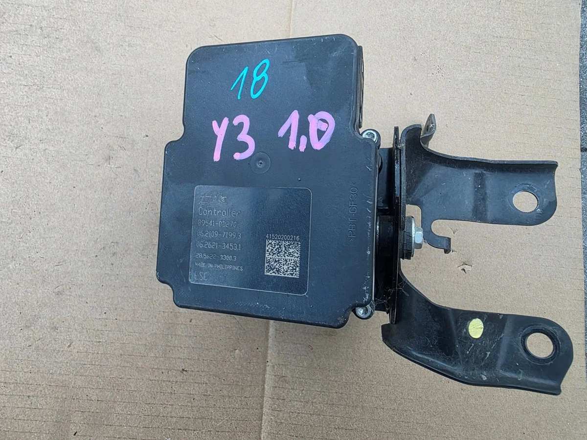 Pompa ABS Toyota Yaris III 44540-0D030 image 3