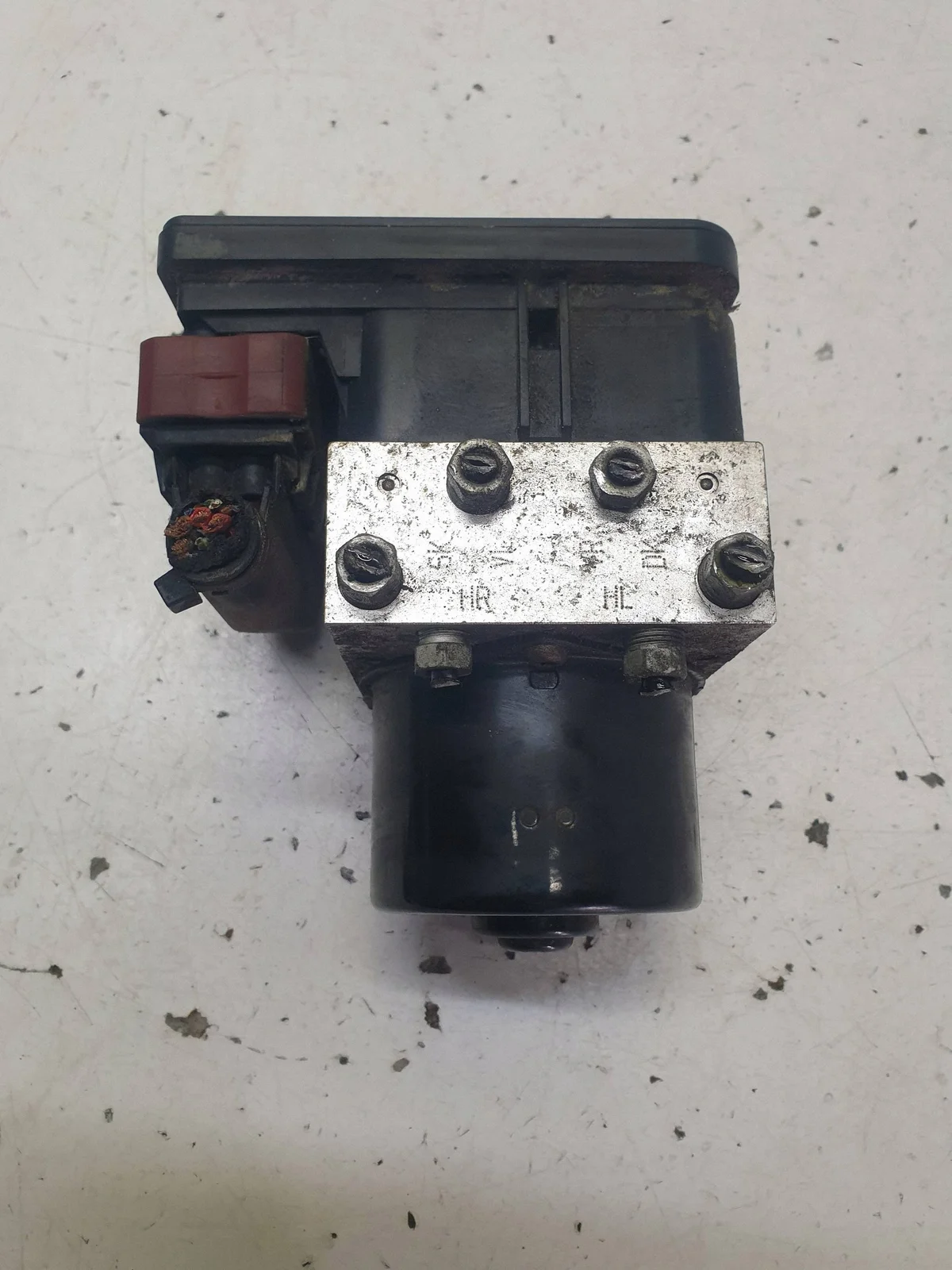 Bomba ABS Opel Zafira B Astra H 13246535BL