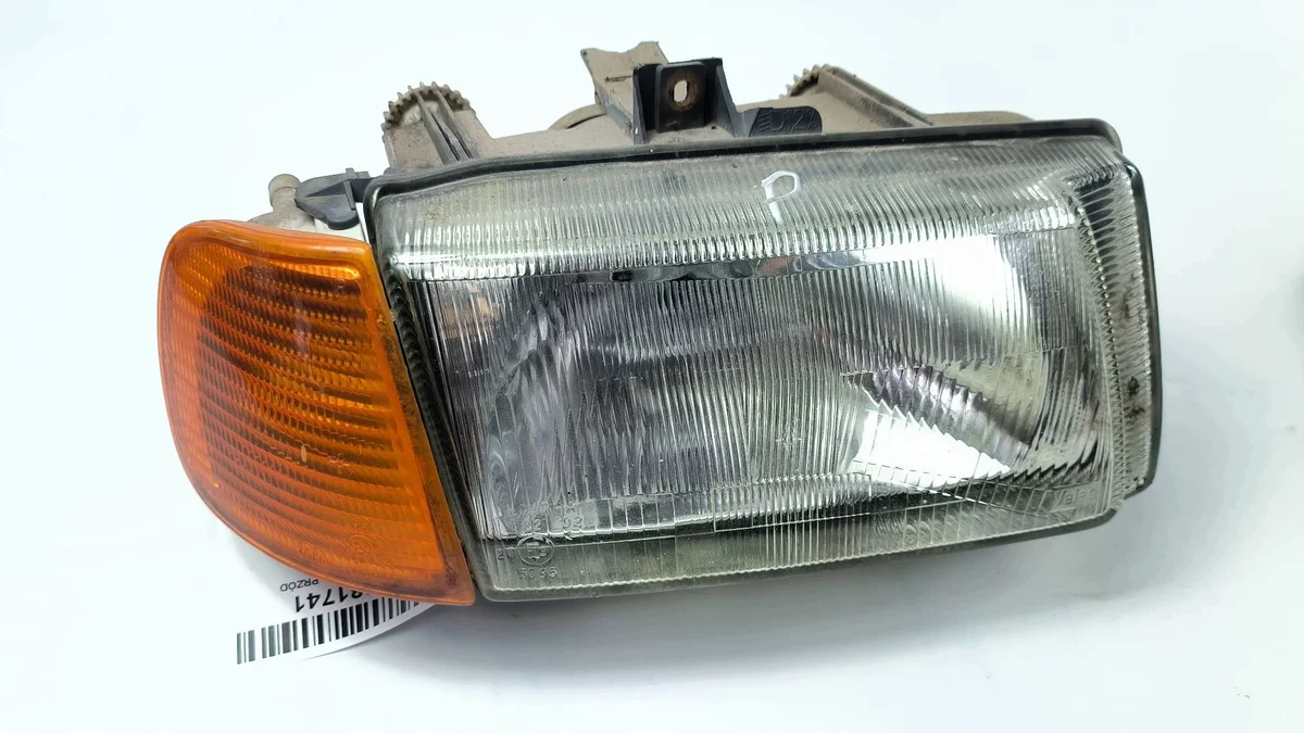 Farol Volkswagen Caddy II Direito 6K5941010K