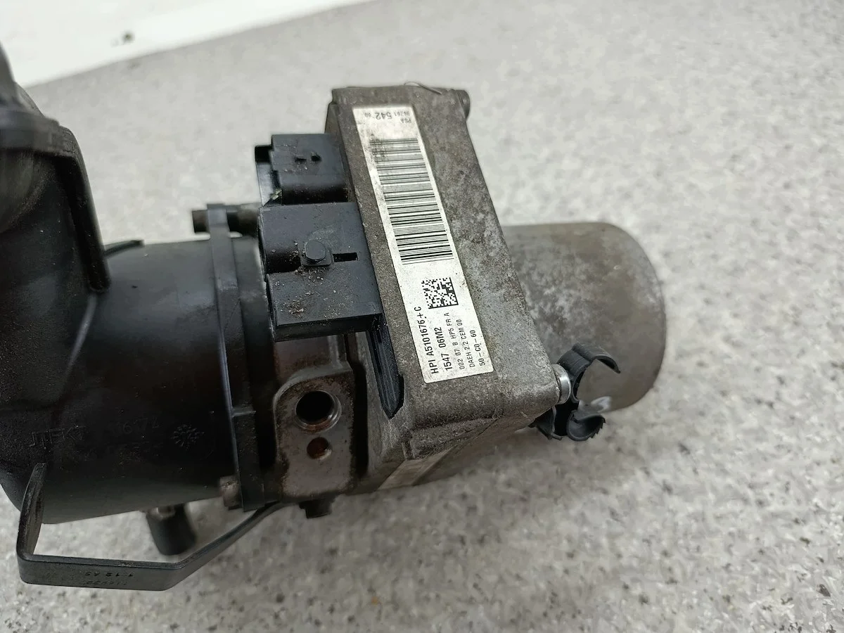 Ohjaustehostimen pumppu Peugeot 508 9676154280