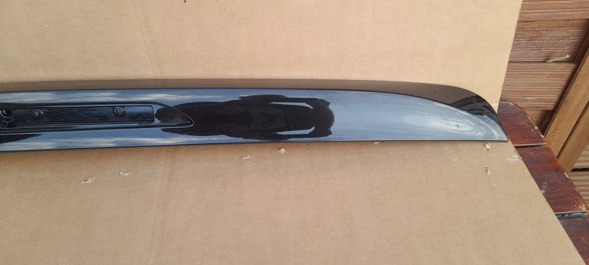 Spoiler Klappe Mercedes-Benz V Klasse W447 A4476941025 image 3