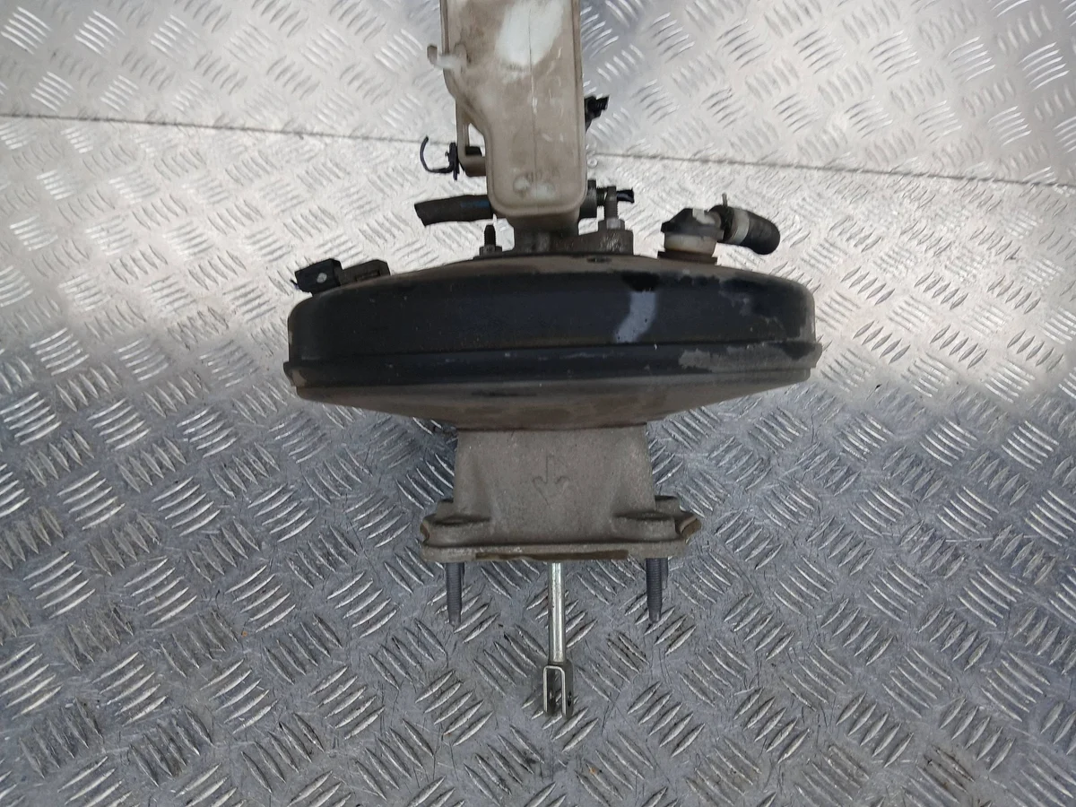 Broms huvudcylinder Nissan Qashqai J11 460874EH0A