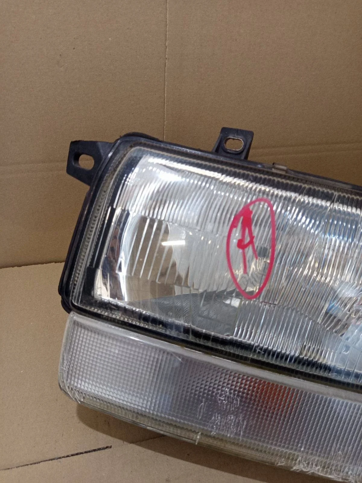 Faro delantero izquierdo Opel Movano A 7700352103