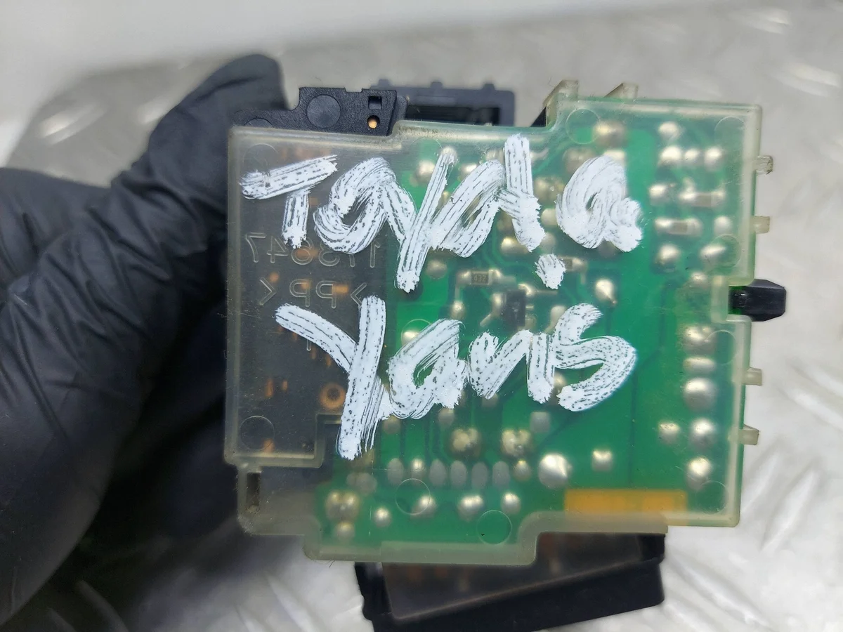 Toyota Yaris I Manette Essuie-glace 164322KASACJ image 6