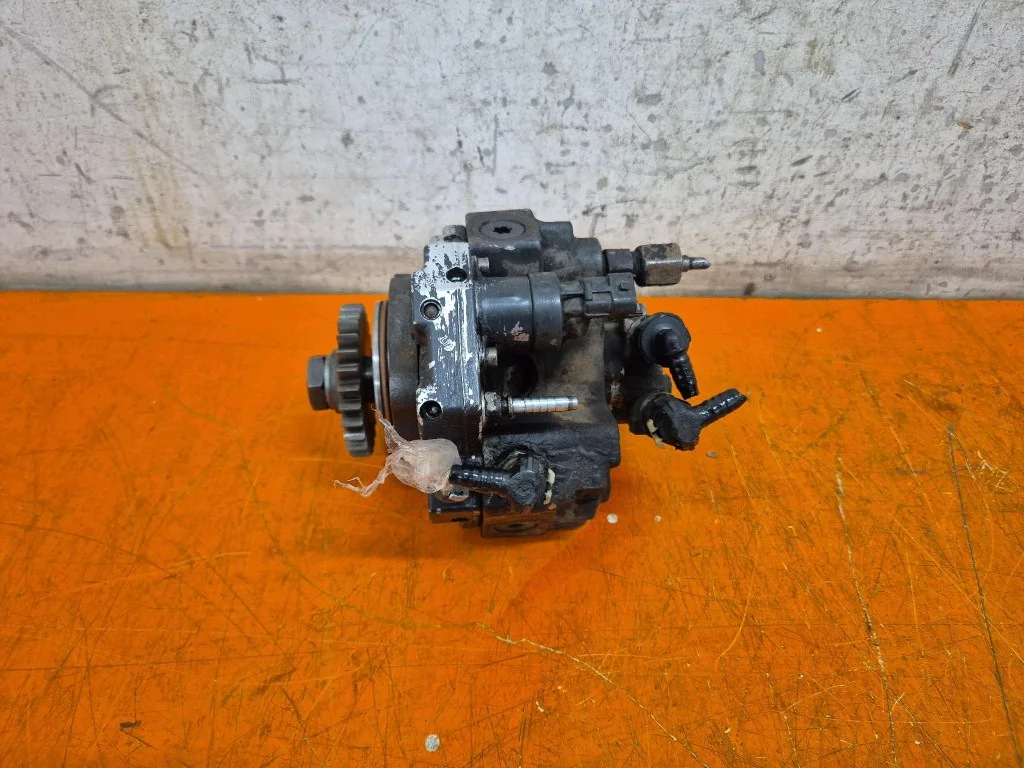 Iveco Eurocargo 120EL17 Fuel Pump 120EL17 W-43653-