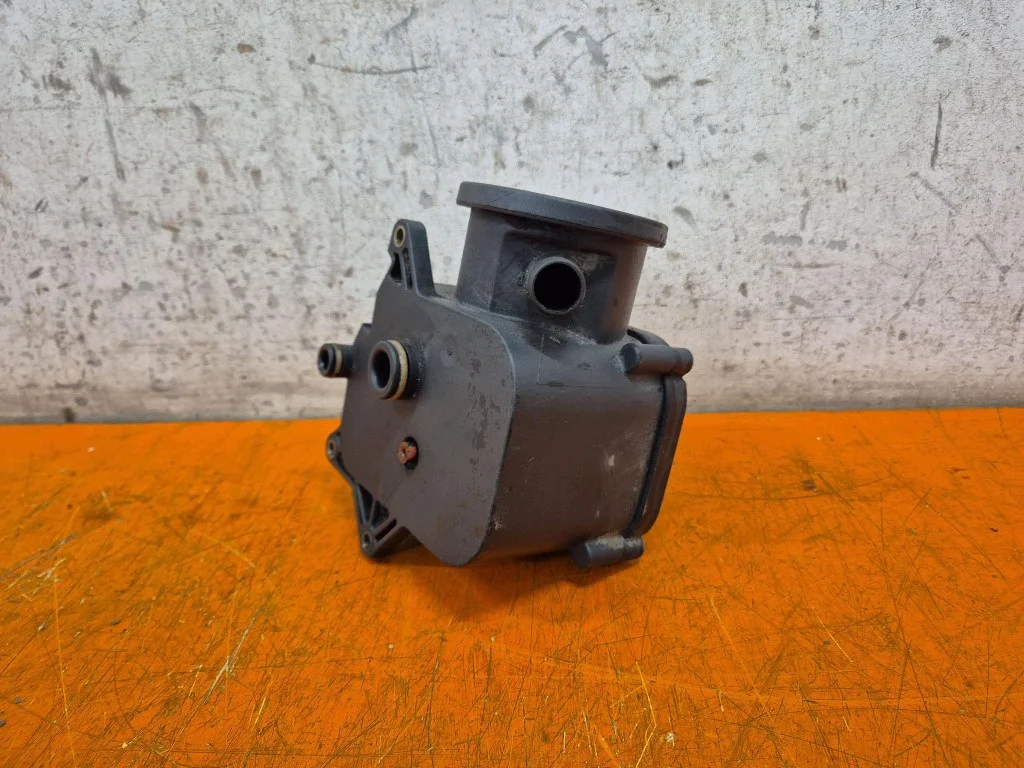 Séparateur moteur Iveco Eurocargo F4AE0481A