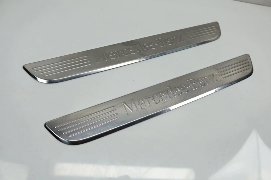 Sierlijst dorpel Mercedes W205 2056800035-1IA