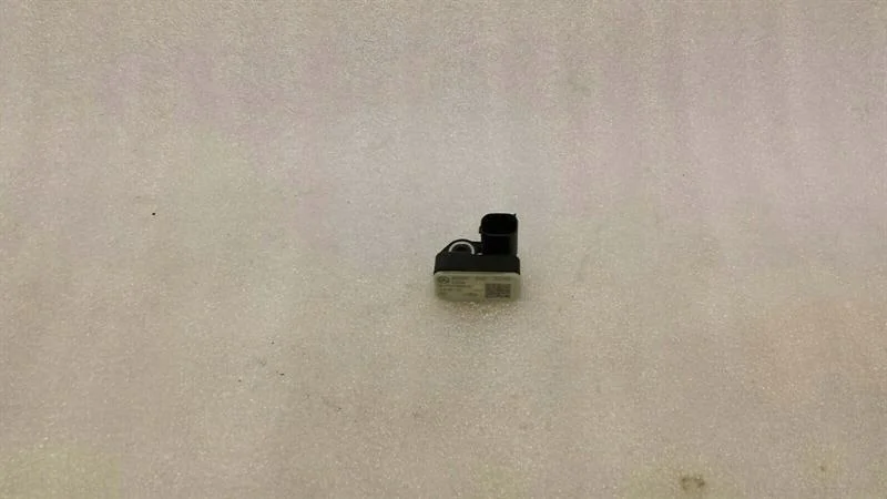 Mercedes E W212 W218 W221 Stoßfänger Sensor A0055421218 image 4