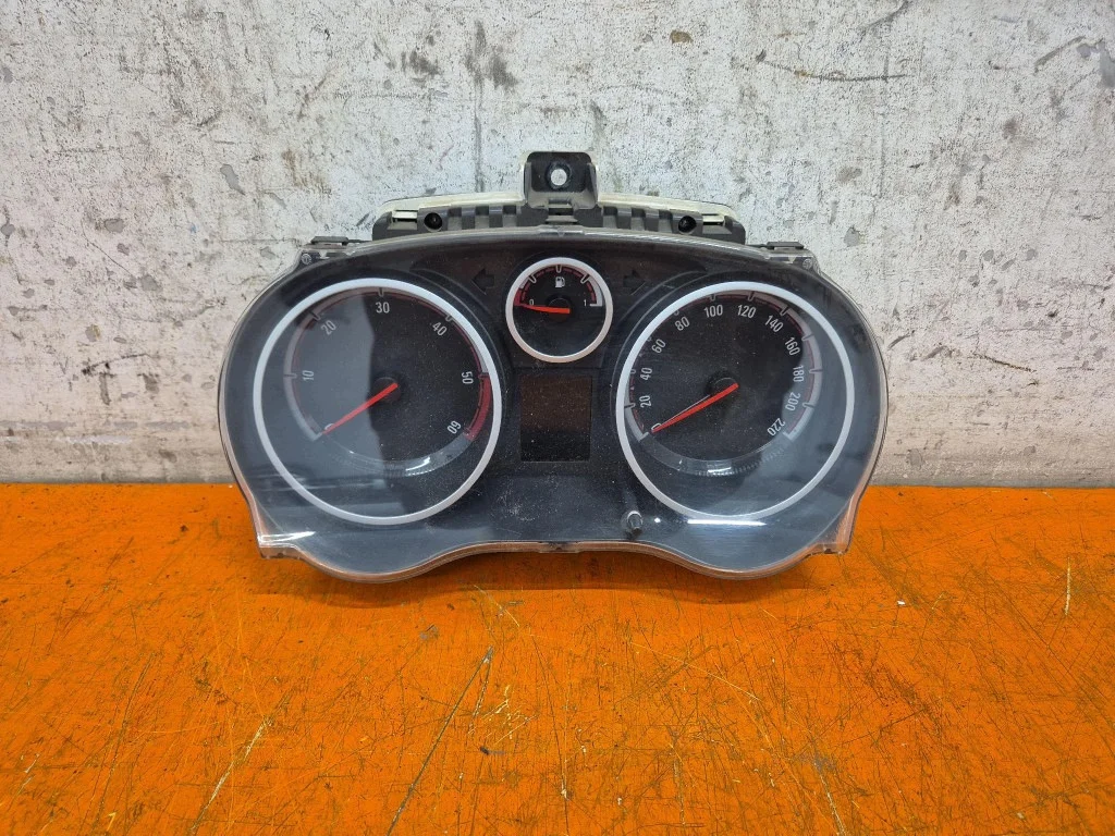 Kombiinstrument Opel Corsa D 281202445