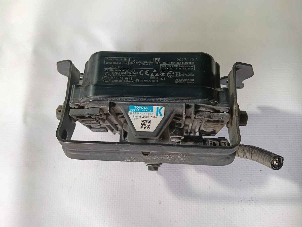 Radarsensor Tempomat Lexus NX300 88210-48070