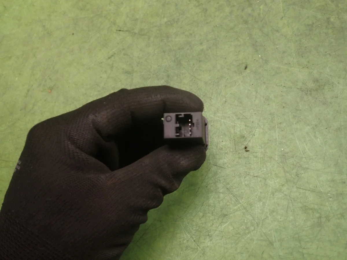 Conector AUX Skoda Octavia II image 4
