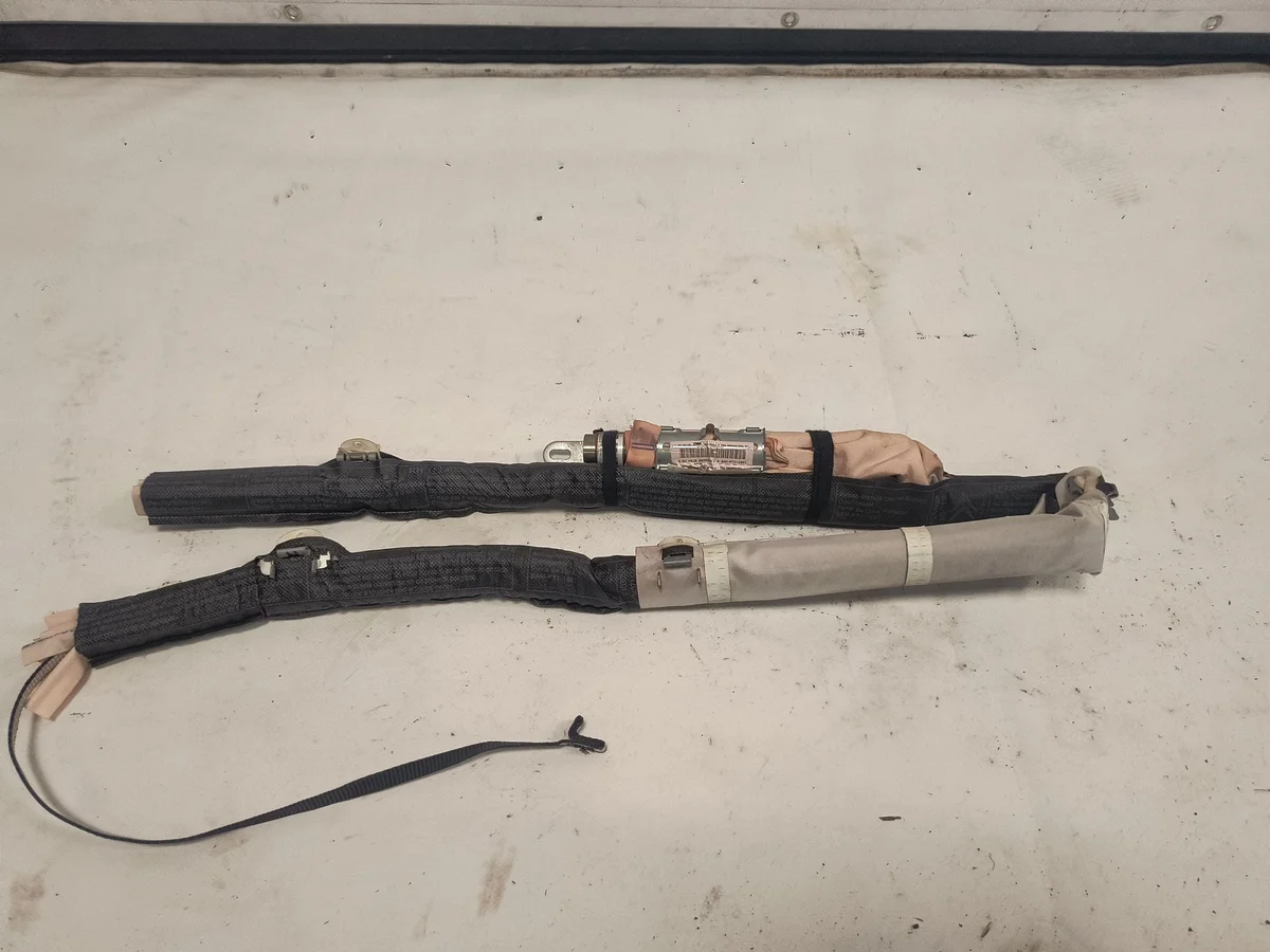 Ilmanohjain vasen Citroen C3 II 1.2 VTI 9802841280