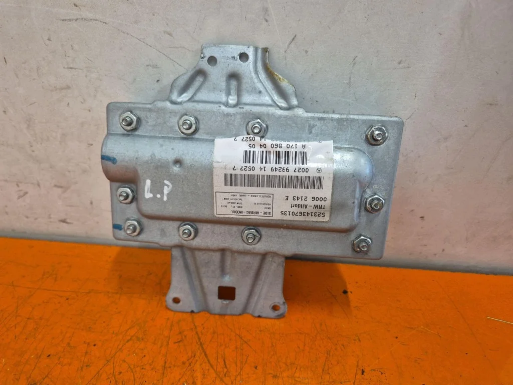 Airbag Puerta Mercedes CLK C208 A1708600405