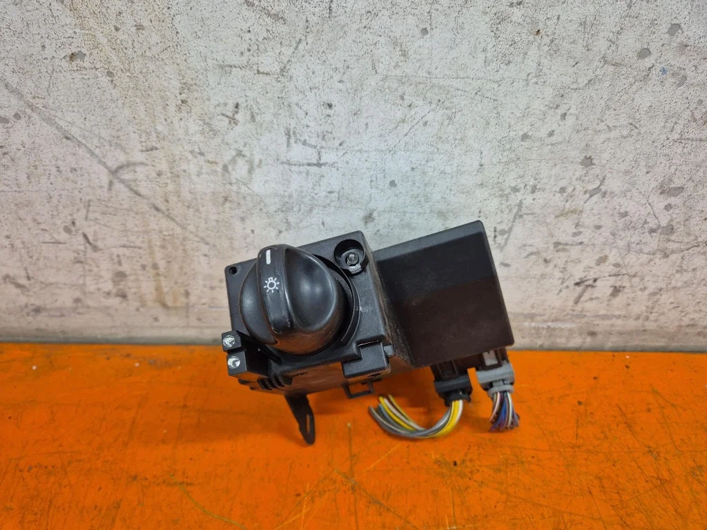 Interruptor Luces Mercedes CLK 320 C208 2105450104