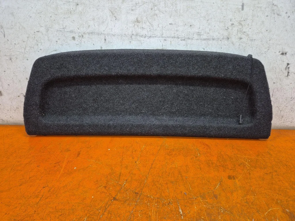 Opel Corsa D plage arrière coffre