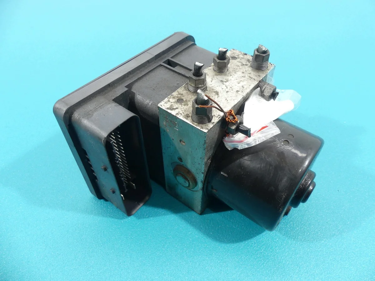 Pompa ABS Mazda 3 BK 3M51-2C405-AD