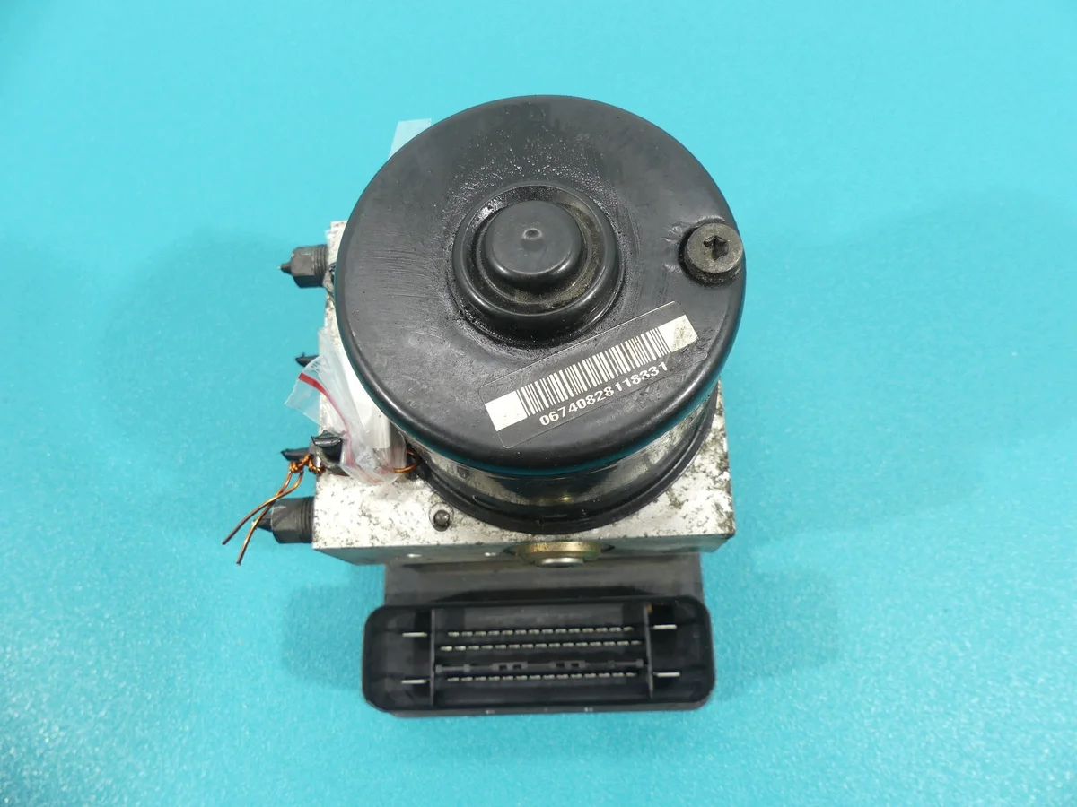 ABS-pumppu Mazda 3 BK 3M51-2C405-AD image 3
