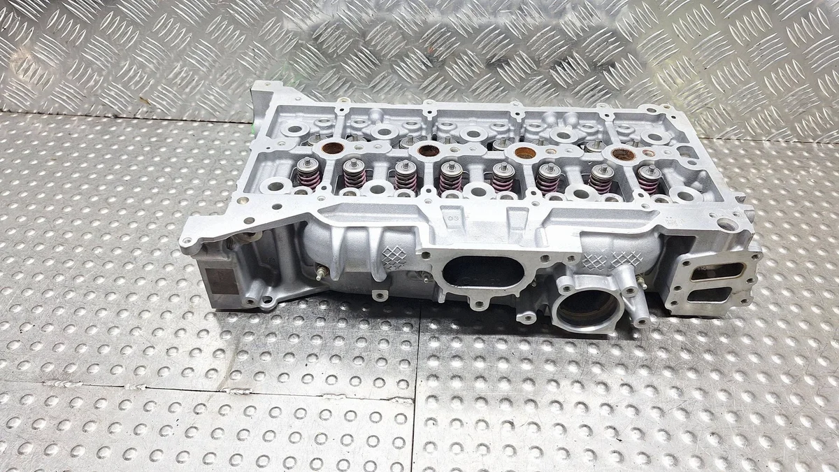 Moottorin sylinterikansi Ford Transit 2.0 TDCI S27718939