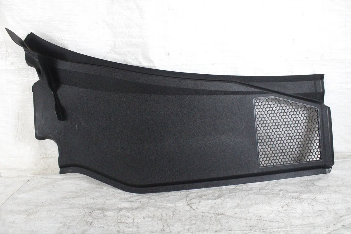 Cubierta bajo parabrisas Audi A5 8B1819404