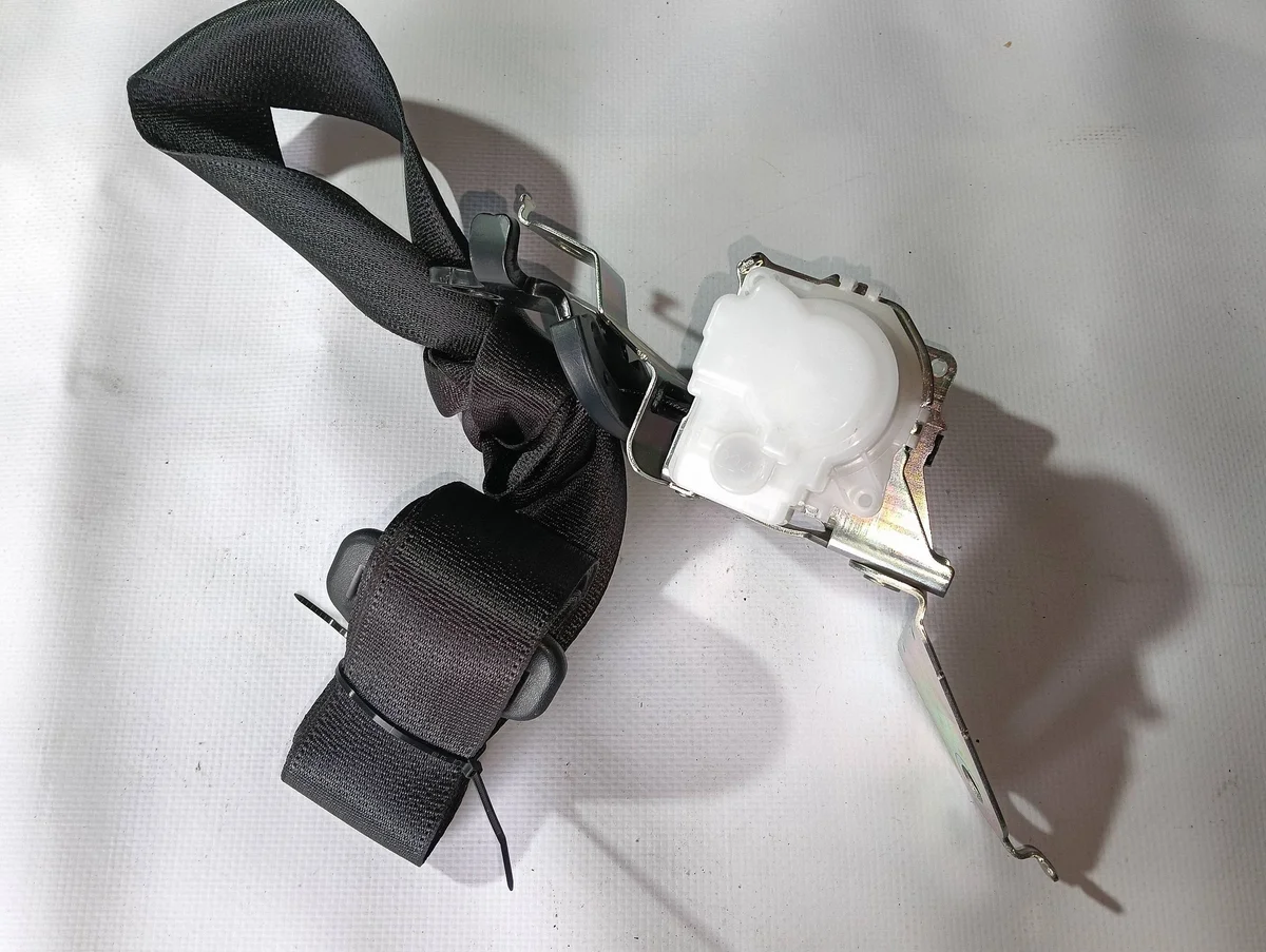 Karosspanel mitt bak Lexus NX300 2.0 Turbo 0084601