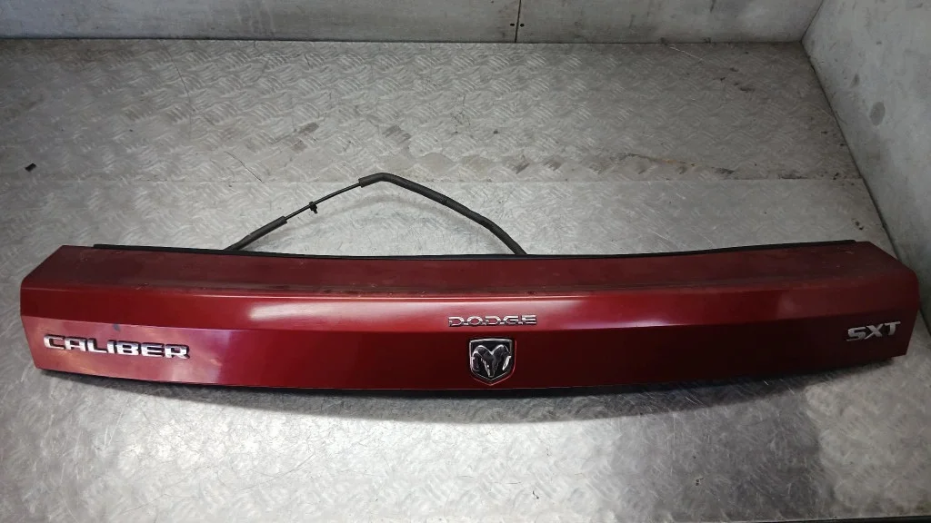 Dodge Caliber Garniture de hayon 2.0 CRD 06-12