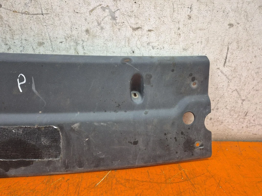 Opel Movano Windschutzscheibenabdeckung rechts 8200187748 image 3