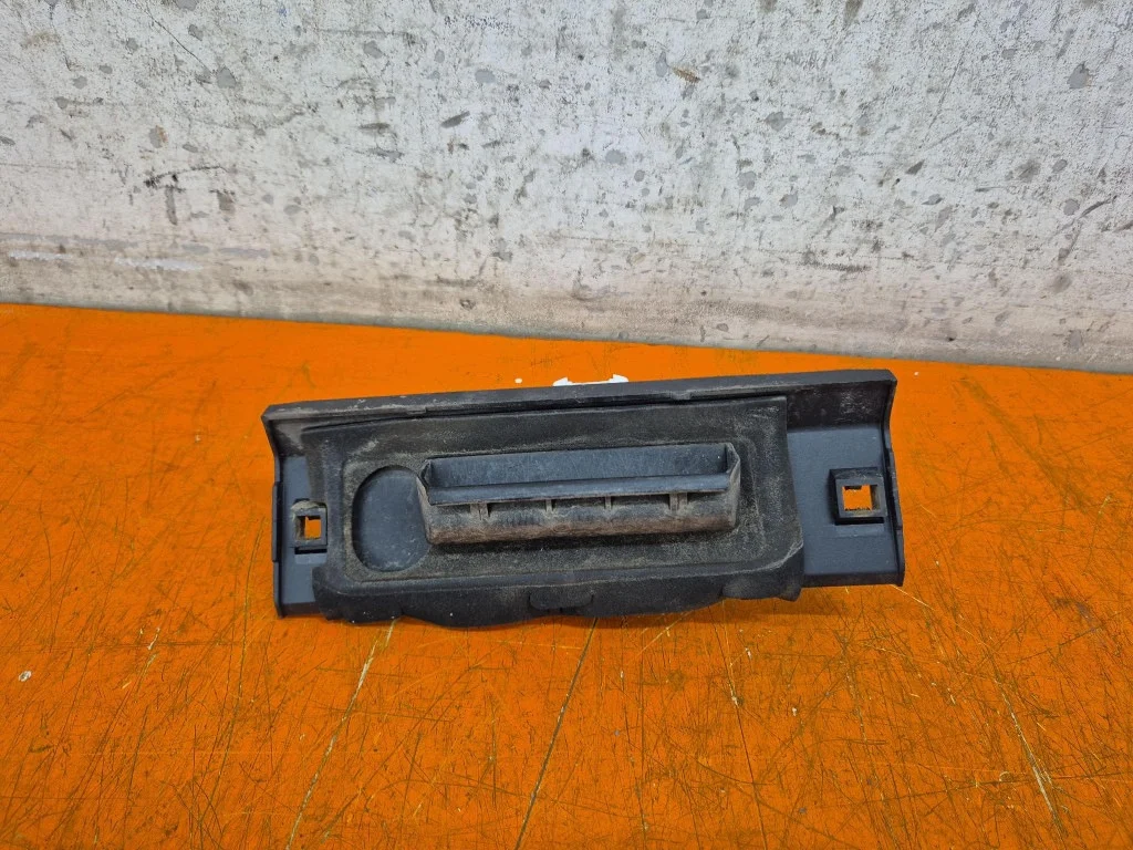 Peugeot 206 Plus Puxador Mala N0501499
