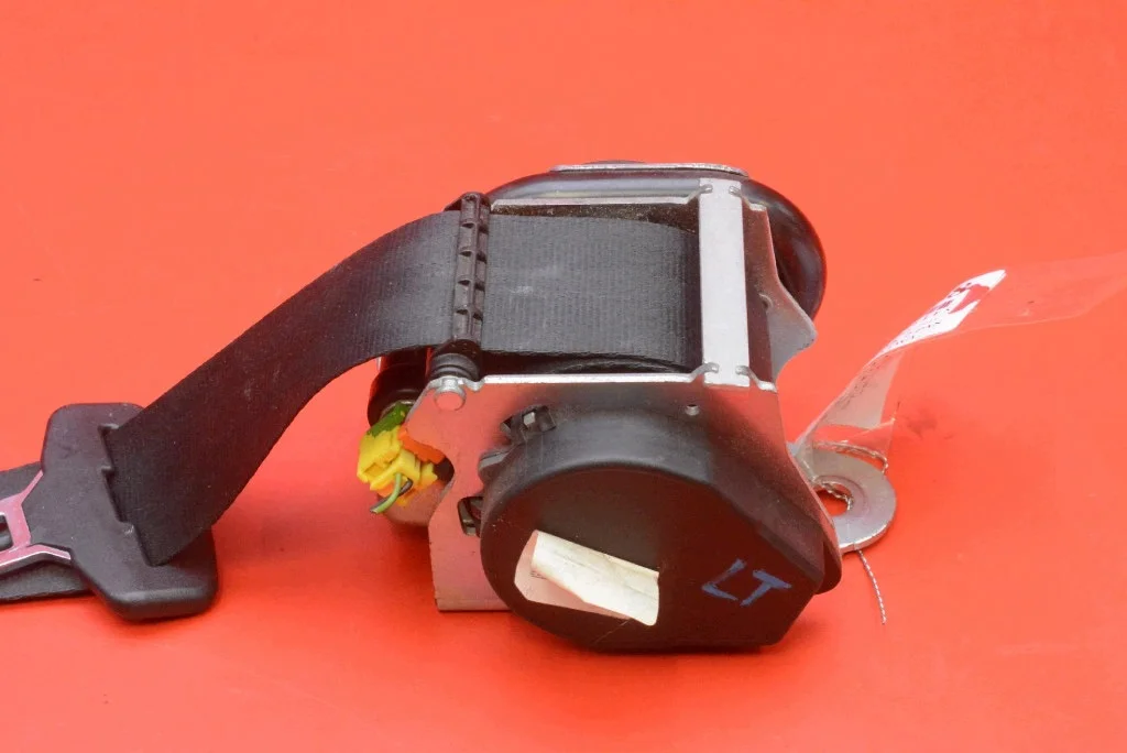 Sicherheitsgurt links hinten 3T0857447 Skoda Superb II image 4