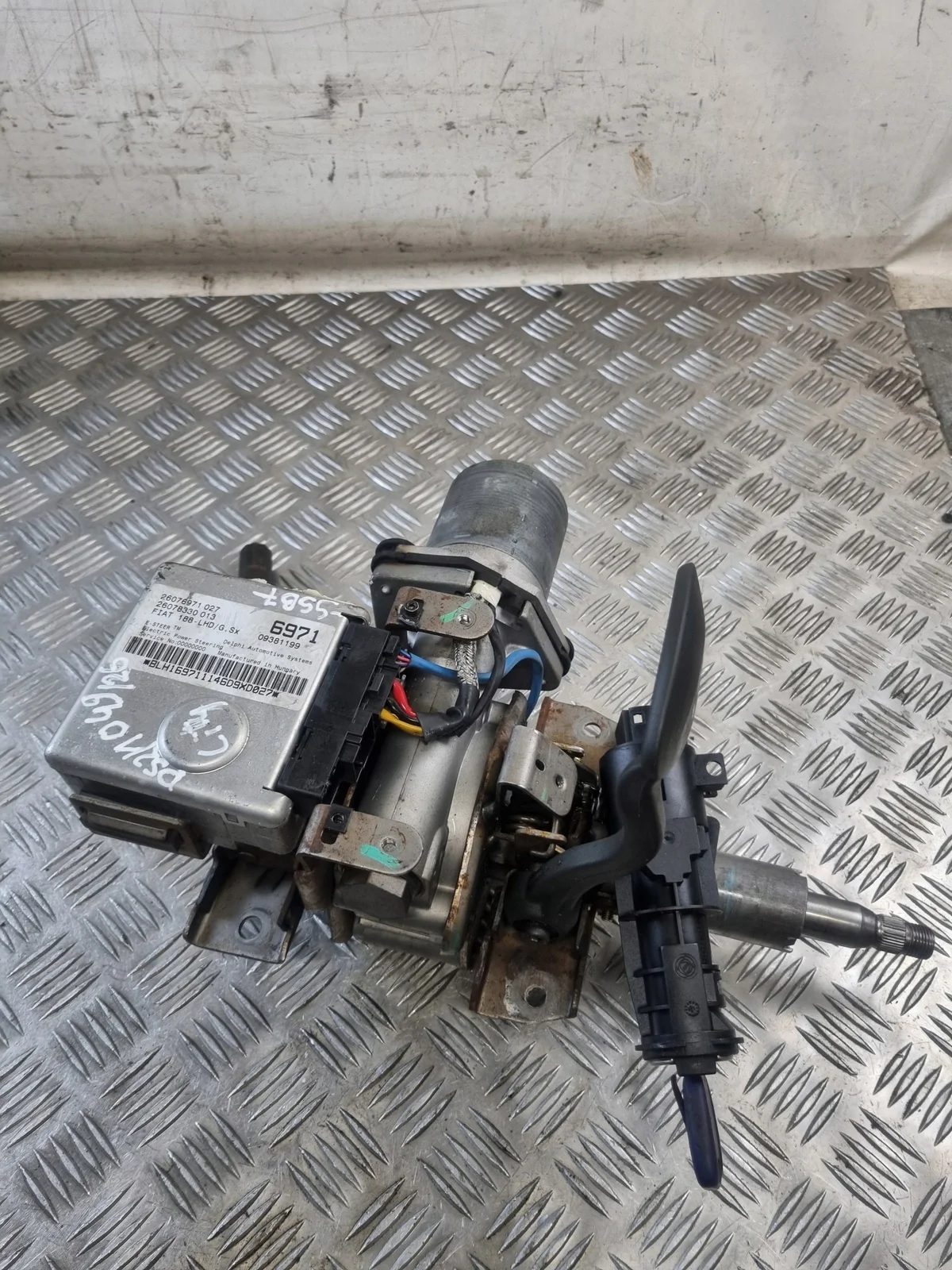 Ohjaustehostin Fiat Punto II 26101075
