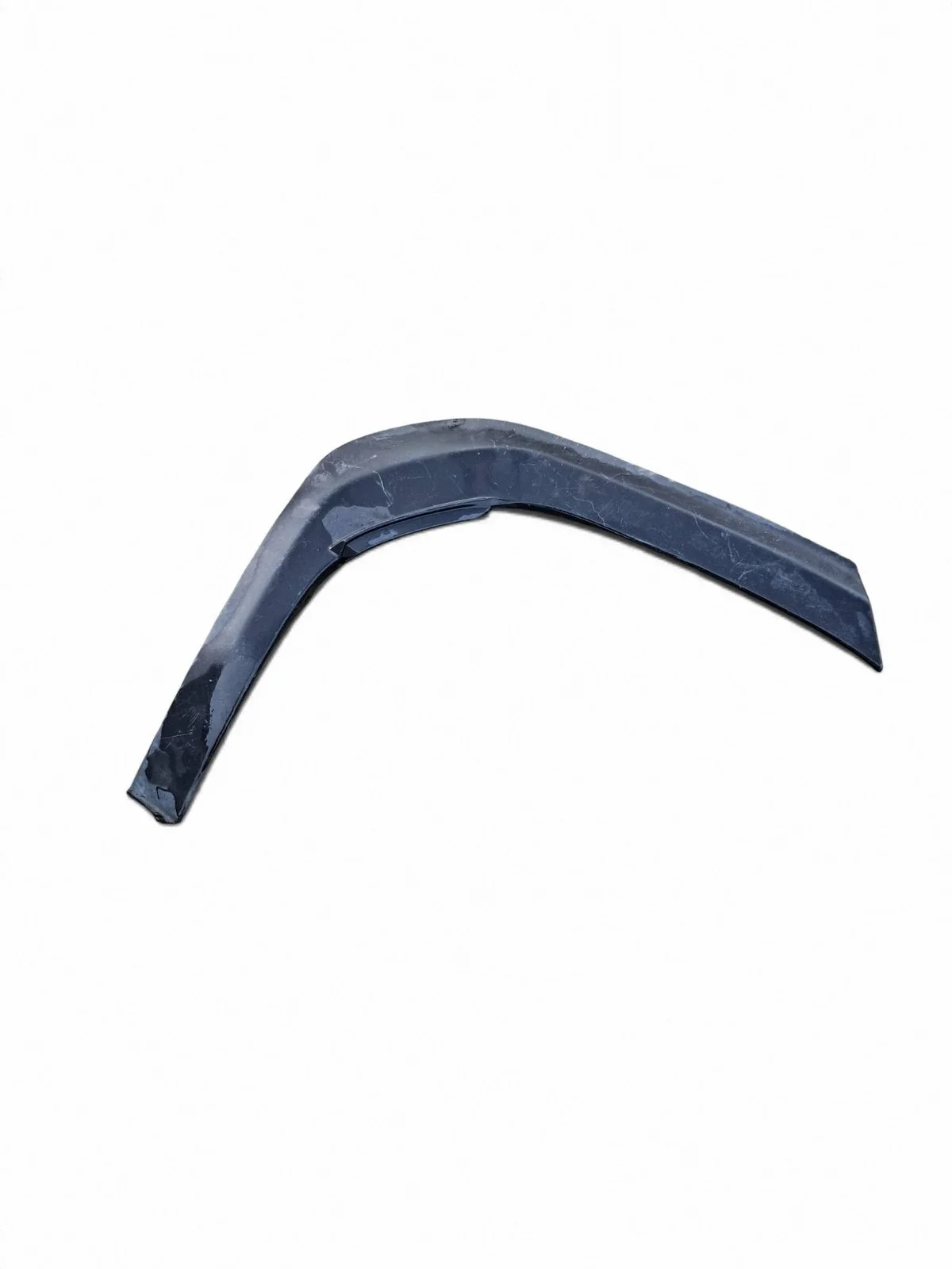 Toyota Yaris - Revestimento Cava Roda Traseira Direita RH75605
