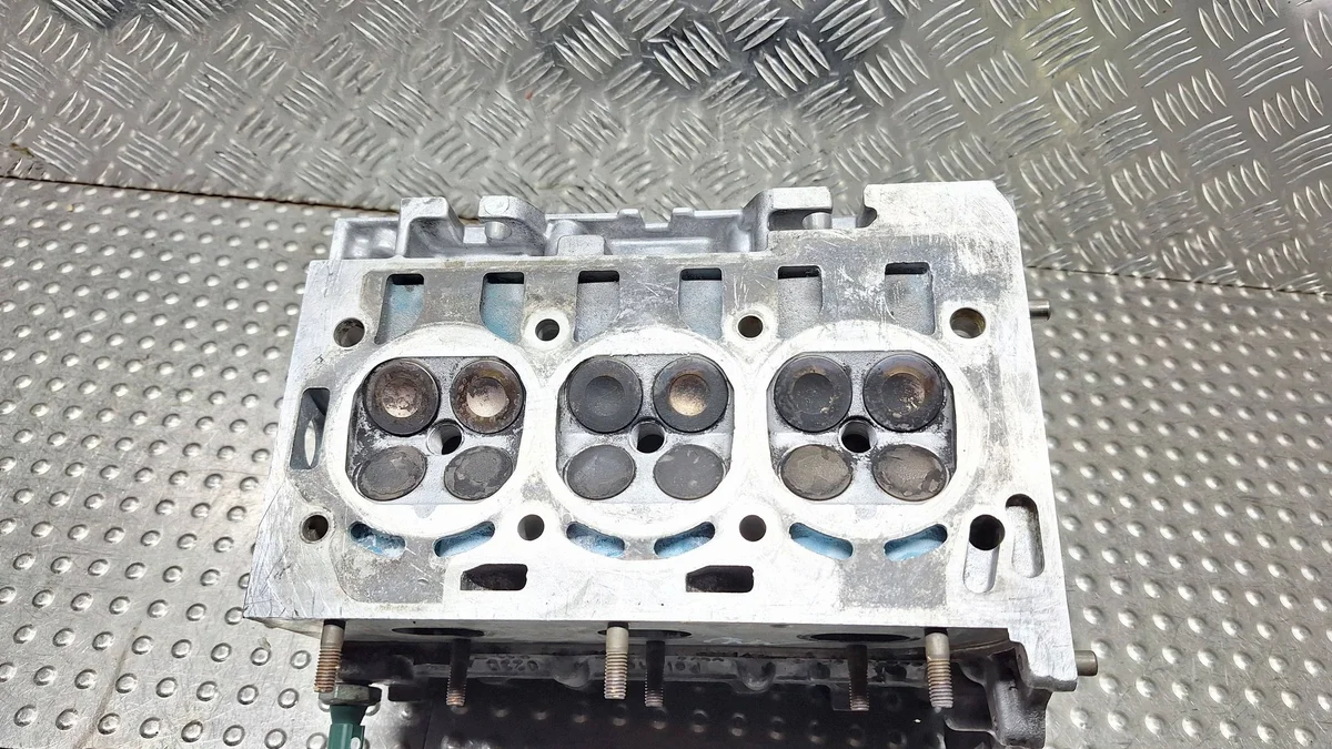 Culasse avec arbres S25141615 pour VW Polo thumbnail 9