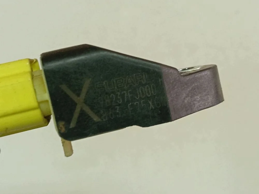 Subaru XV Airbag-Sensor 98237FJ000 image 4
